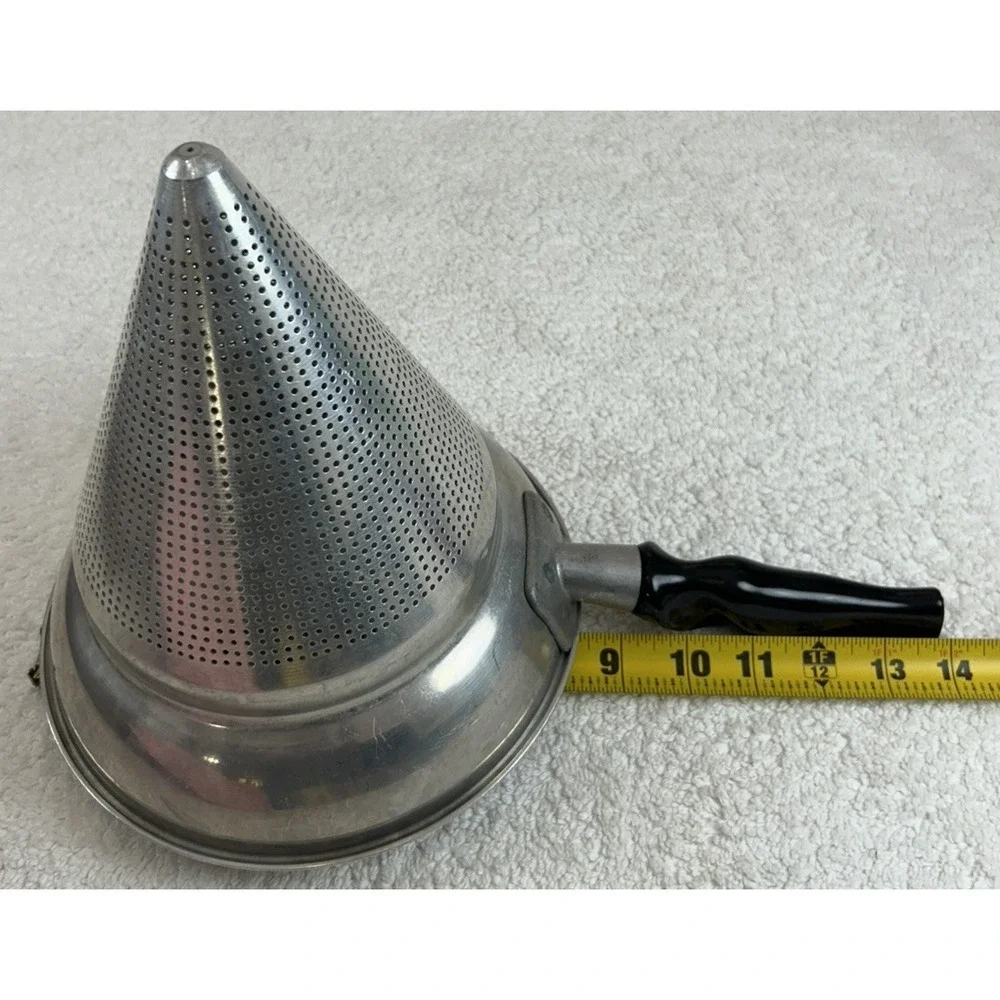 Vtg Wear-Ever 475 USA Aluminum Cone Sieve Strainer Colander & Wood Pestle EUC